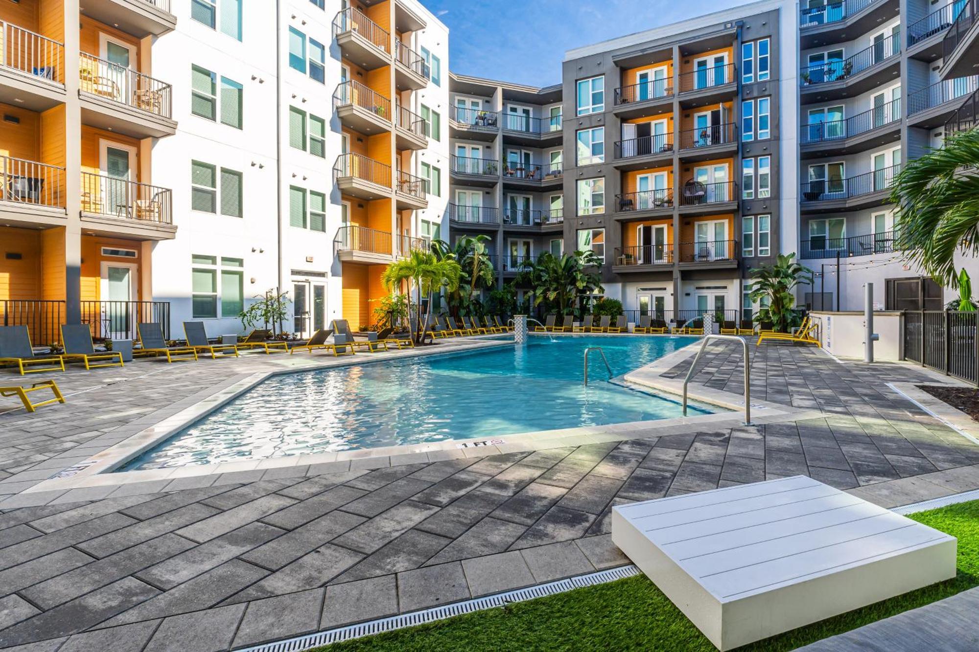 圣彼得堡Tropicana Field 2 Bed In Dwtwn With Free Parking公寓 外观 照片